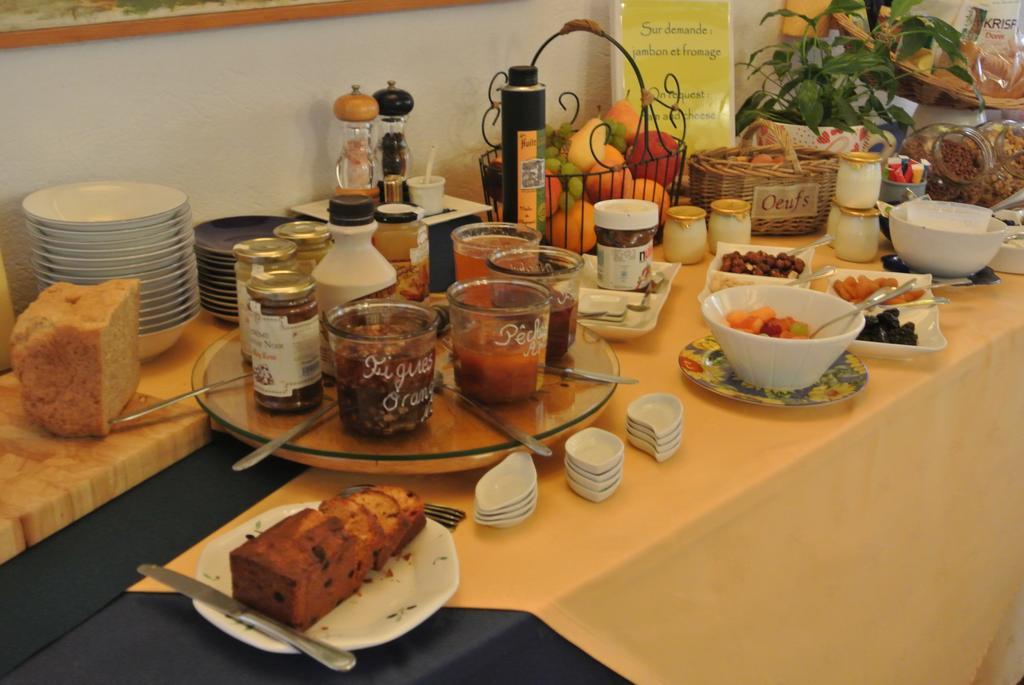 Bed and Breakfast La Vieille Bastide Flayosc Exterior foto